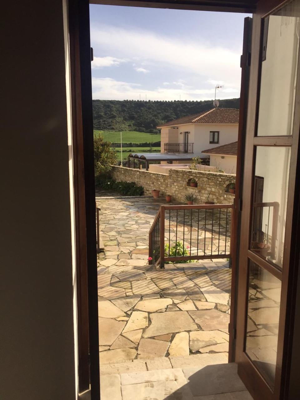 Charoullas Traditional Mansion Villa Alaminos Esterno foto